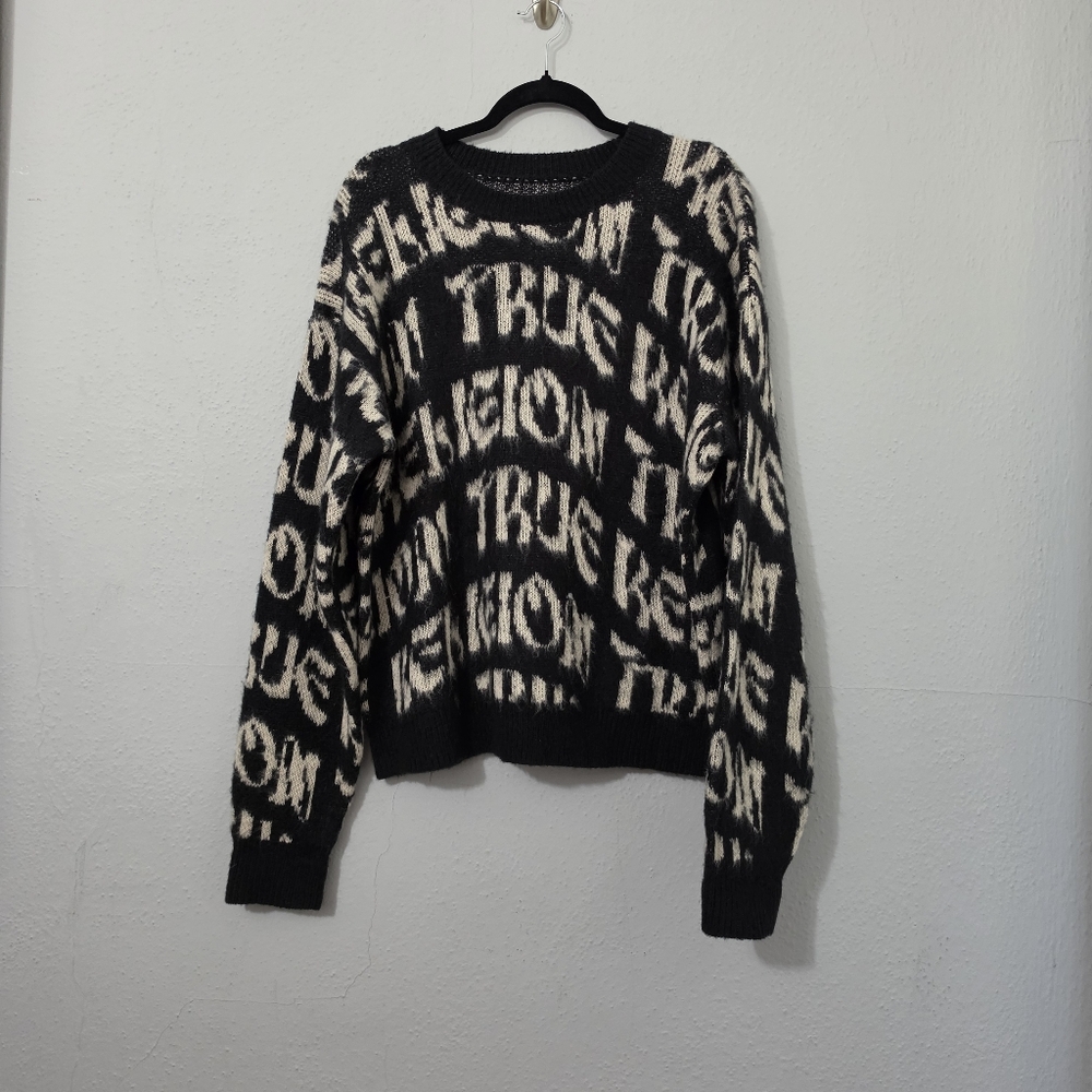 True Religion Monogram Fuzzy‎ Sweater Size Large